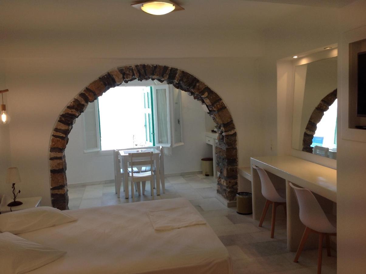 Hotel Anixis Naxos City 외부 사진