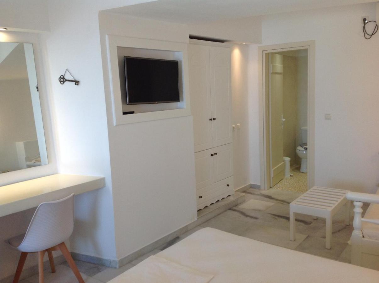 Hotel Anixis Naxos City 외부 사진