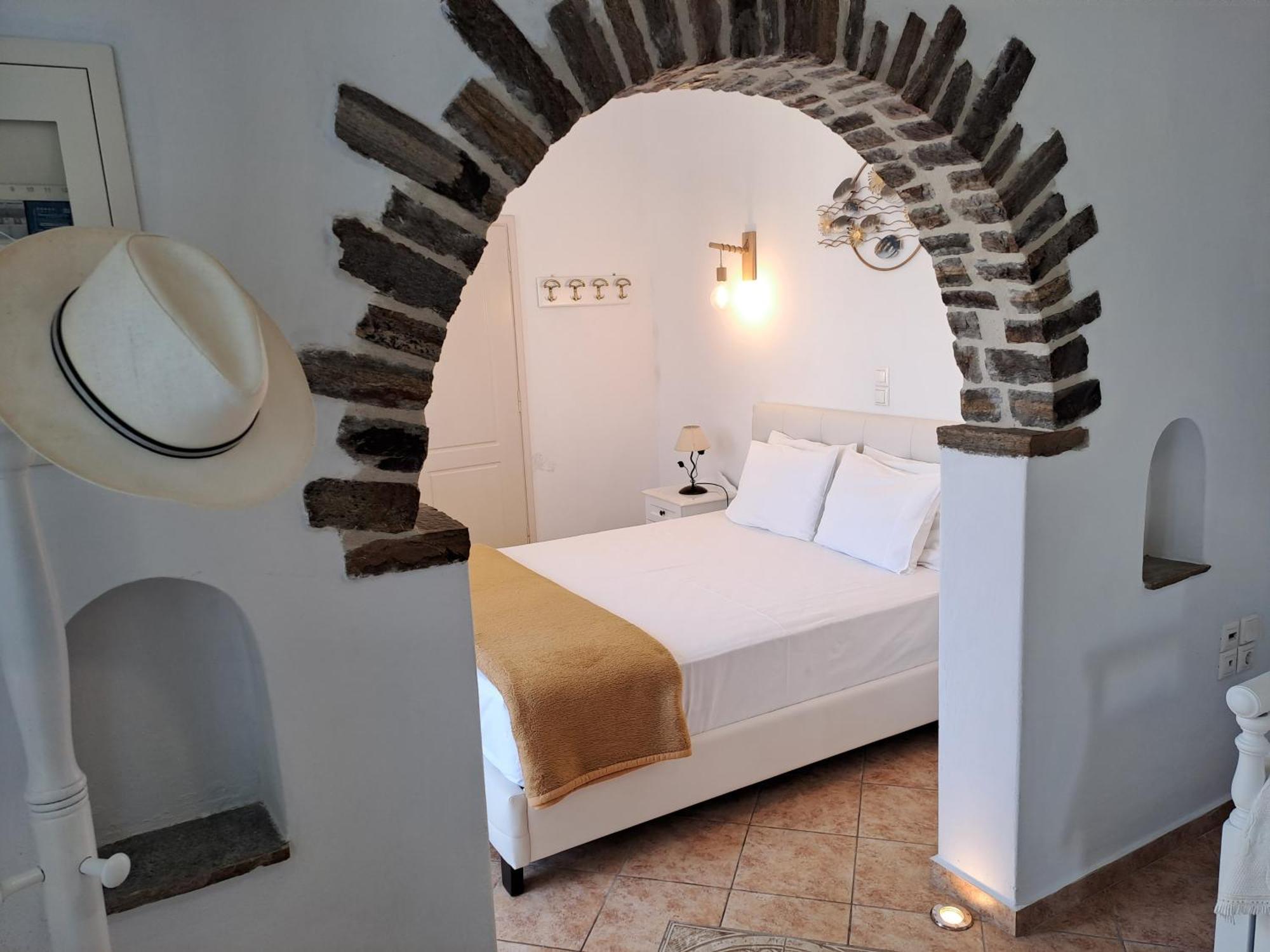 Hotel Anixis Naxos City 외부 사진